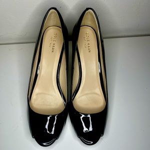 Black patent leather pump wedges